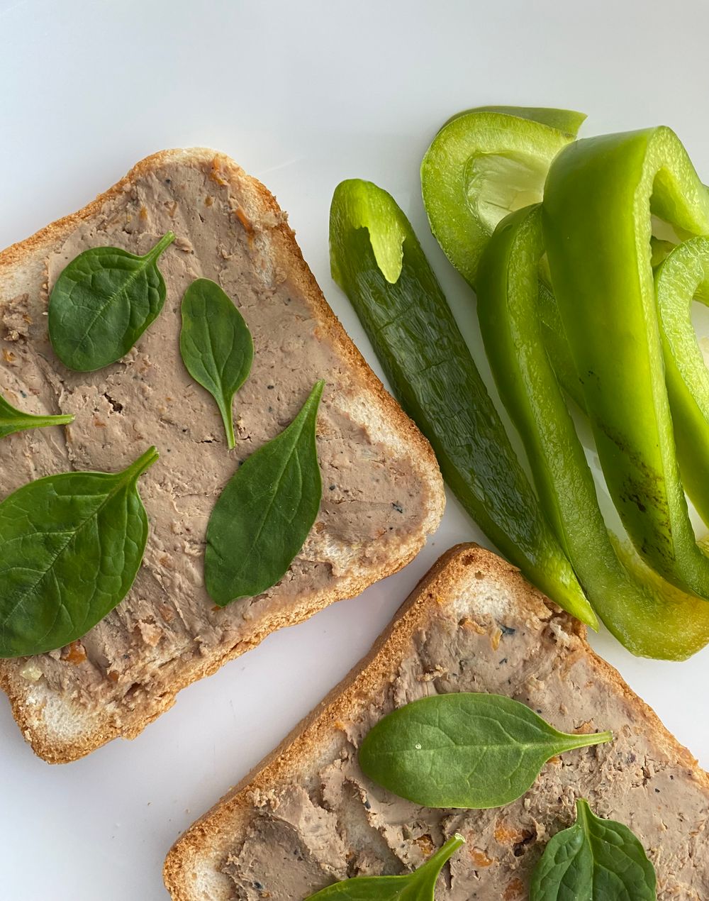 Coarse Liverwurst with Onions