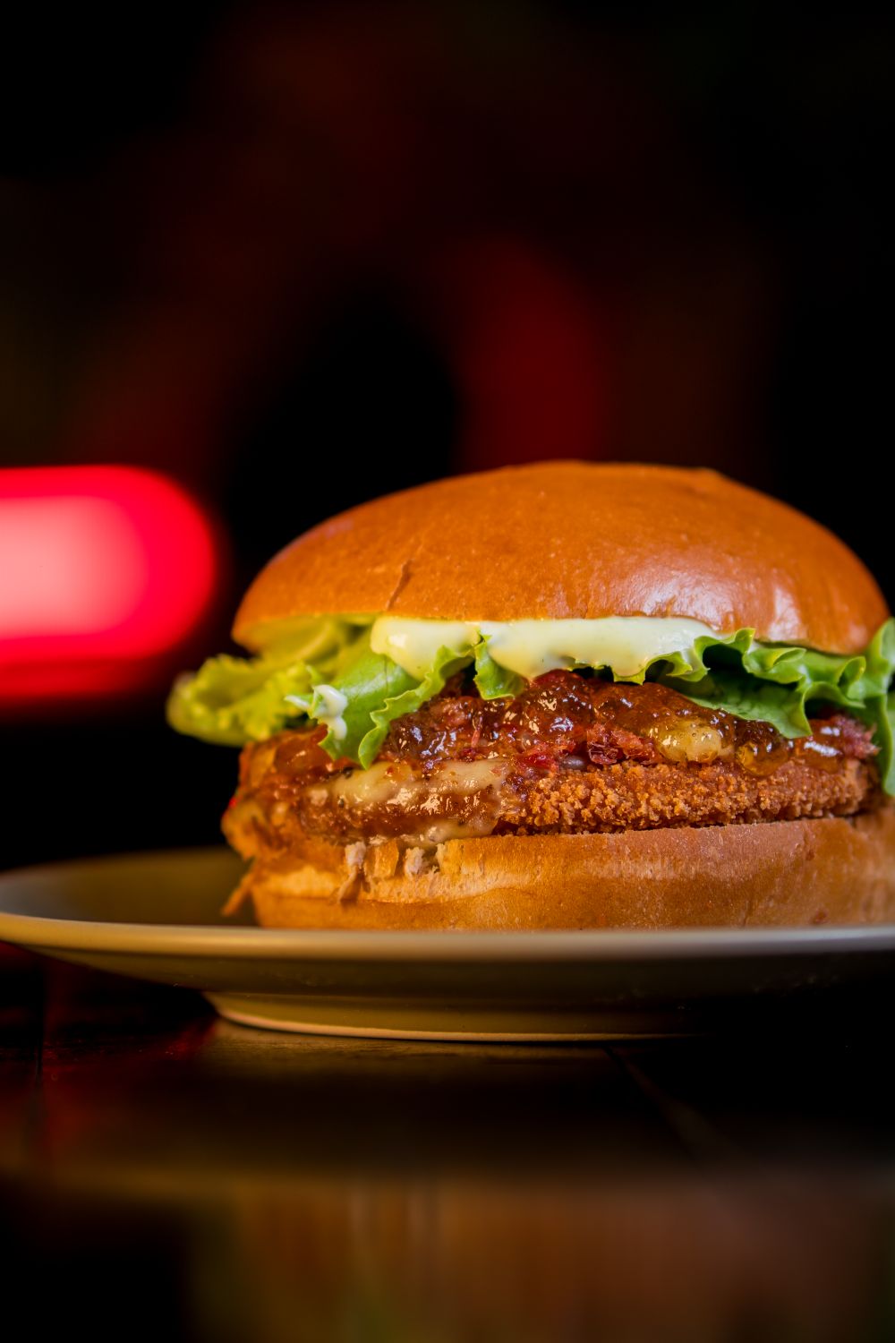 Emil's Special Bratwurst Burger